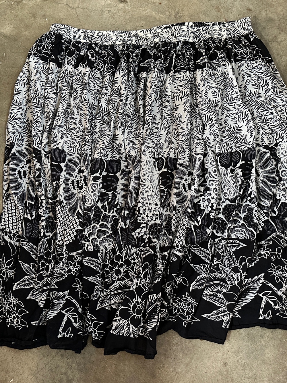 Vtg Boho Maxi Skirt